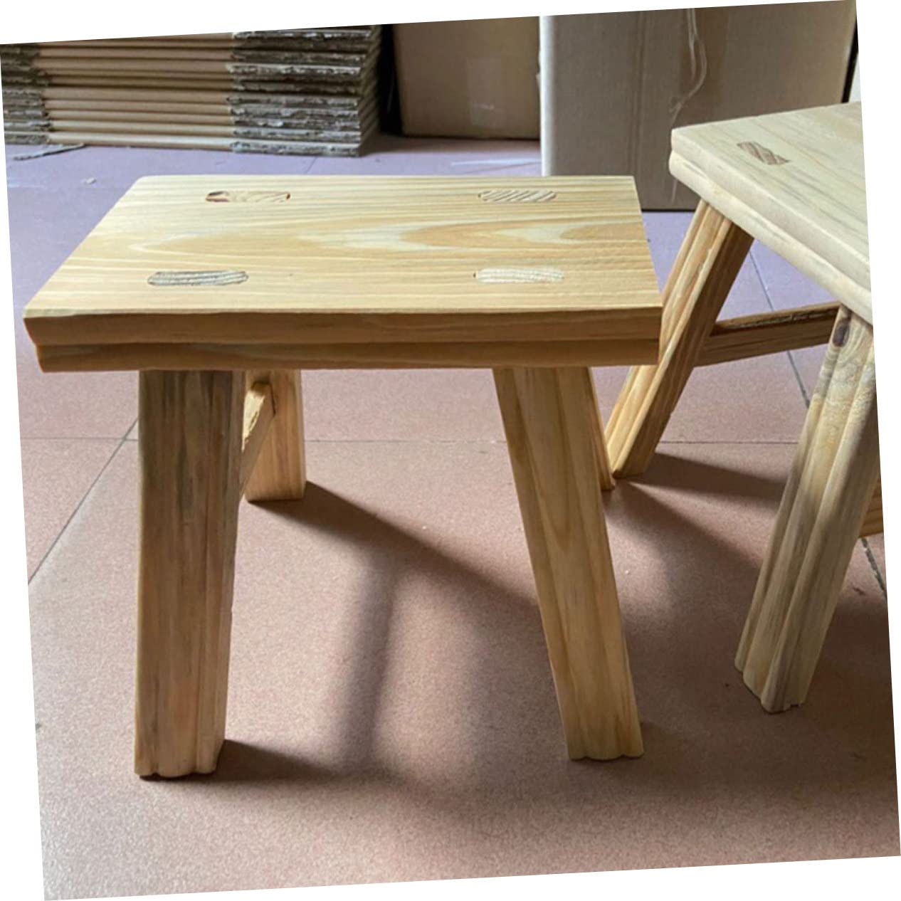 Holztrittschemel für Kinder mit Glatten Kanten und Portabel für Klassisches Zimmer oder Schlafzimmer Stabiler und Langlebiger Kleiner Holzhocker