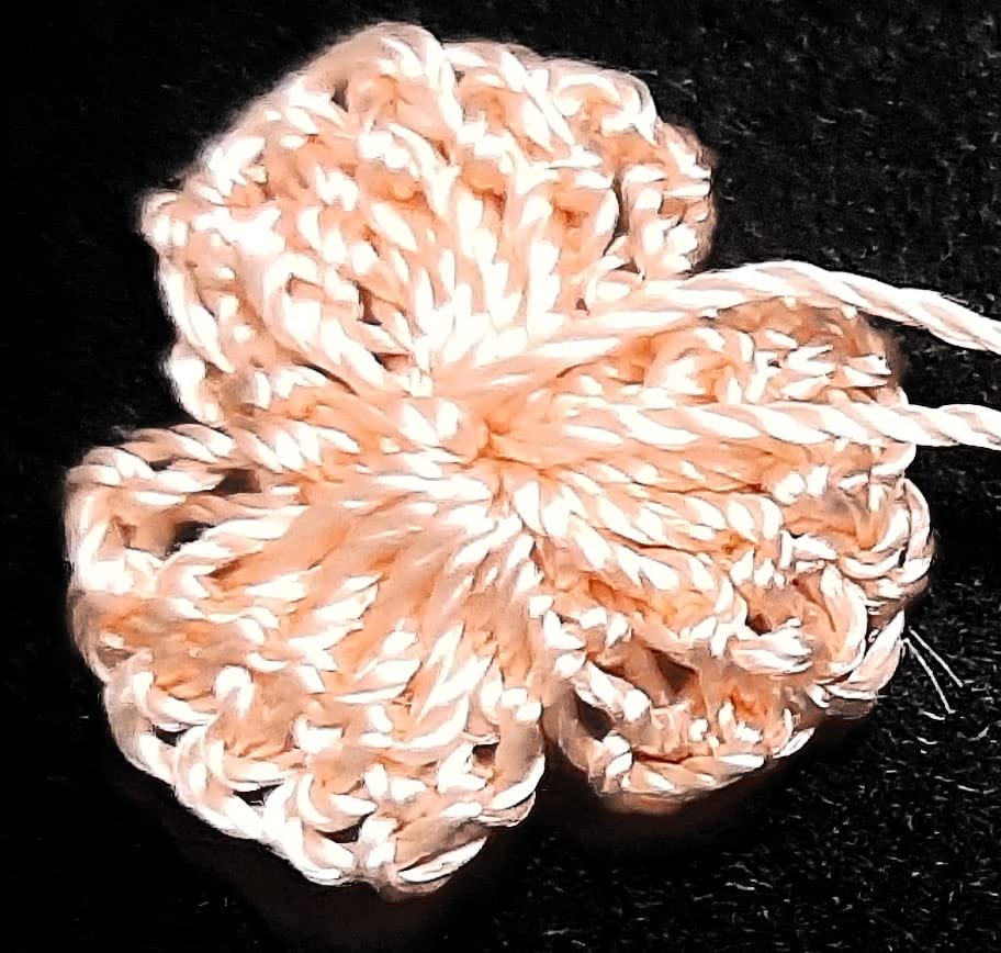 Crochet Mini Flower (Peach) 1