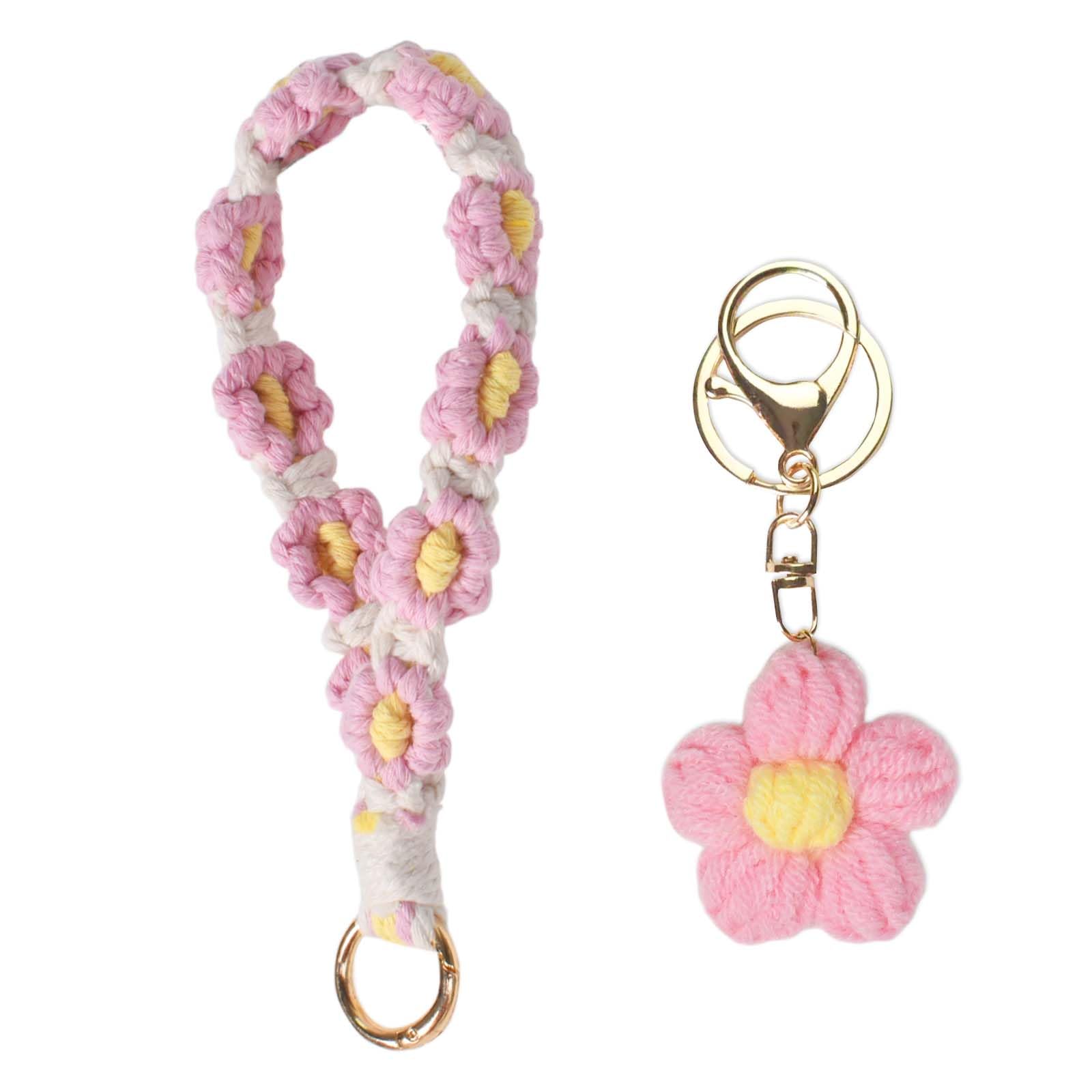 RHQFDM Set van 2 handgemaakte bohemien macramé sleutelhangers met bloemendecoratie voor vrouwen en meisjes, Roze/Wit