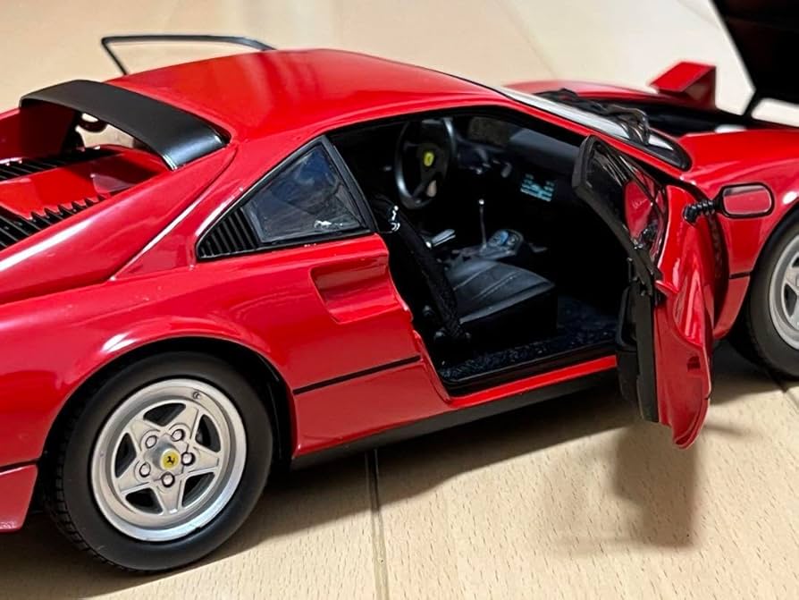 Kyosho　1/18　フェラーリ308GTB Amazon.com: Kyosho 1/18 Ferrari 308GTB / Rojo : Juguetes y