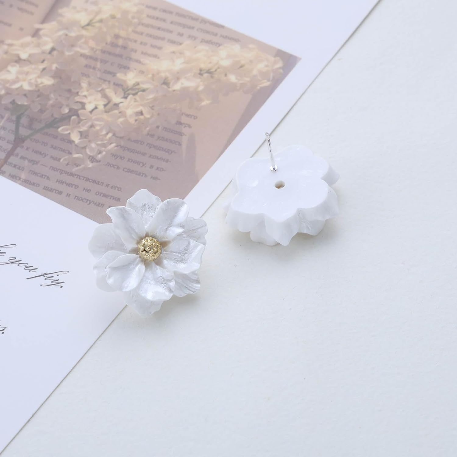 Bohemian Enamel Flower Stud Earrings White Camellia Flower Earrings Acrylic Floral Statement Earring Vintage Chunky Floral Earring Jewelry for Women - Image 7