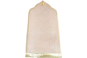 Luxurious Velvet Prayer Mat: A Haven for Muslims Seeking Comfort and Devotion