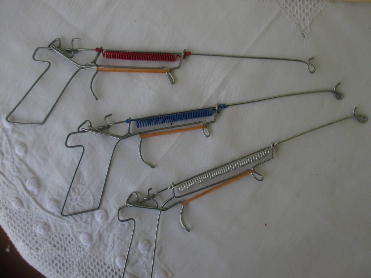 昭和レトロ　バネ式射的銃　91cm　昭和中期 昭和レトロバネ式射的銃91cm昭和中期