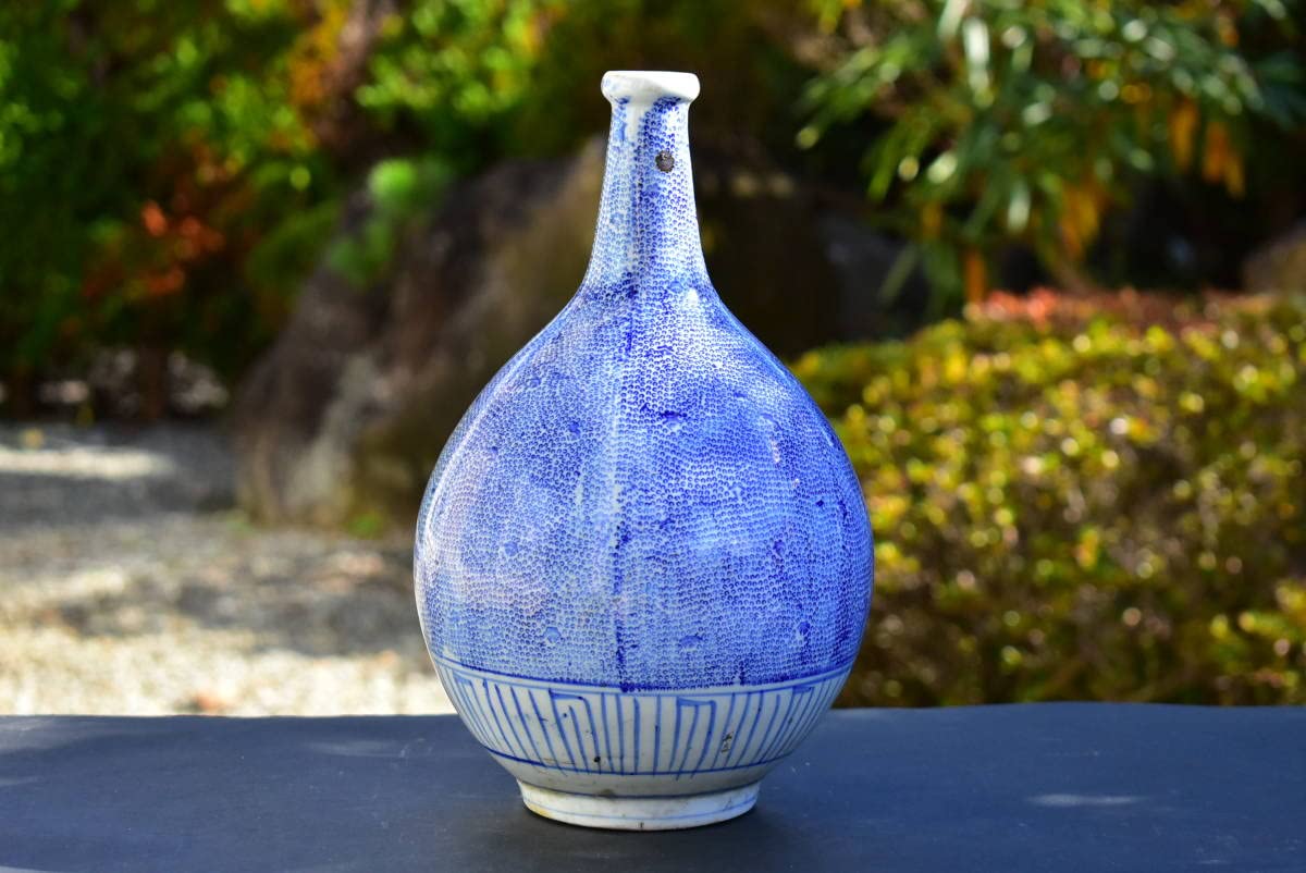 古伊万里 微塵唐草 徳利 Amazon.co.jp: 古伊万里 微塵唐草 大徳利 高さ27cm 印判 飾壷 酒