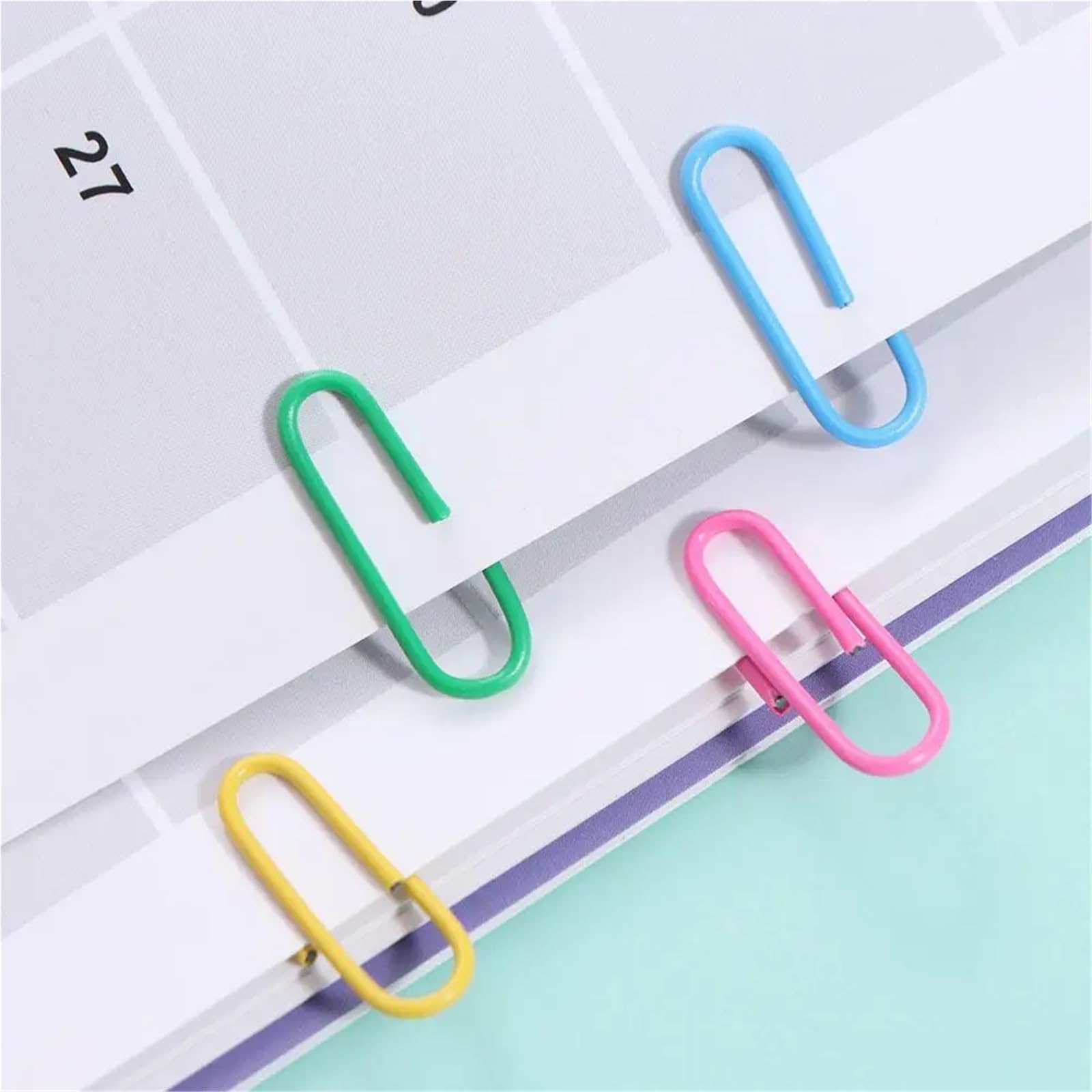 Graffette a forma di 3000 PZ Mini Creativo Metallo Graffette Colorate Legatura Segnalibro Clip Legante Lega