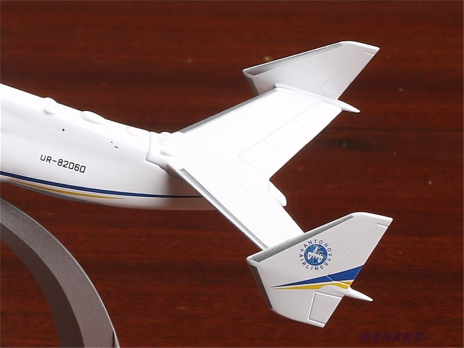 Vantor Repliki modeli samolotów 1/400 symulacja cywilnego modelu samolotu pasażerskiego 21cm ukraina rosyjski dla Antonowa An-225 repliki modeli samolotów w skali miniaturowe (rosja)
