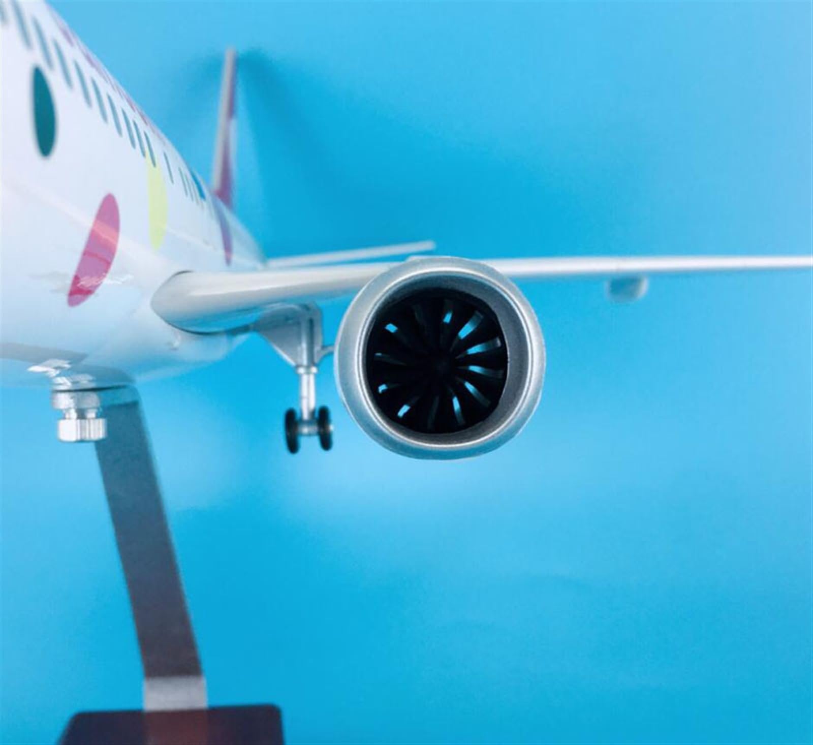 Skopiuj model samolotu 1:85 47cm z kołami i światłem LED samoloty samoloty Boeing B737-800 dla 9 kolekcji modeli samolotów