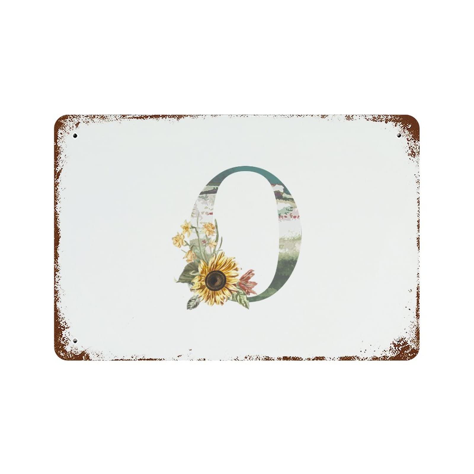 Lettre initiale vintage O en métal jaune avec détails floraux de qualité supérieure