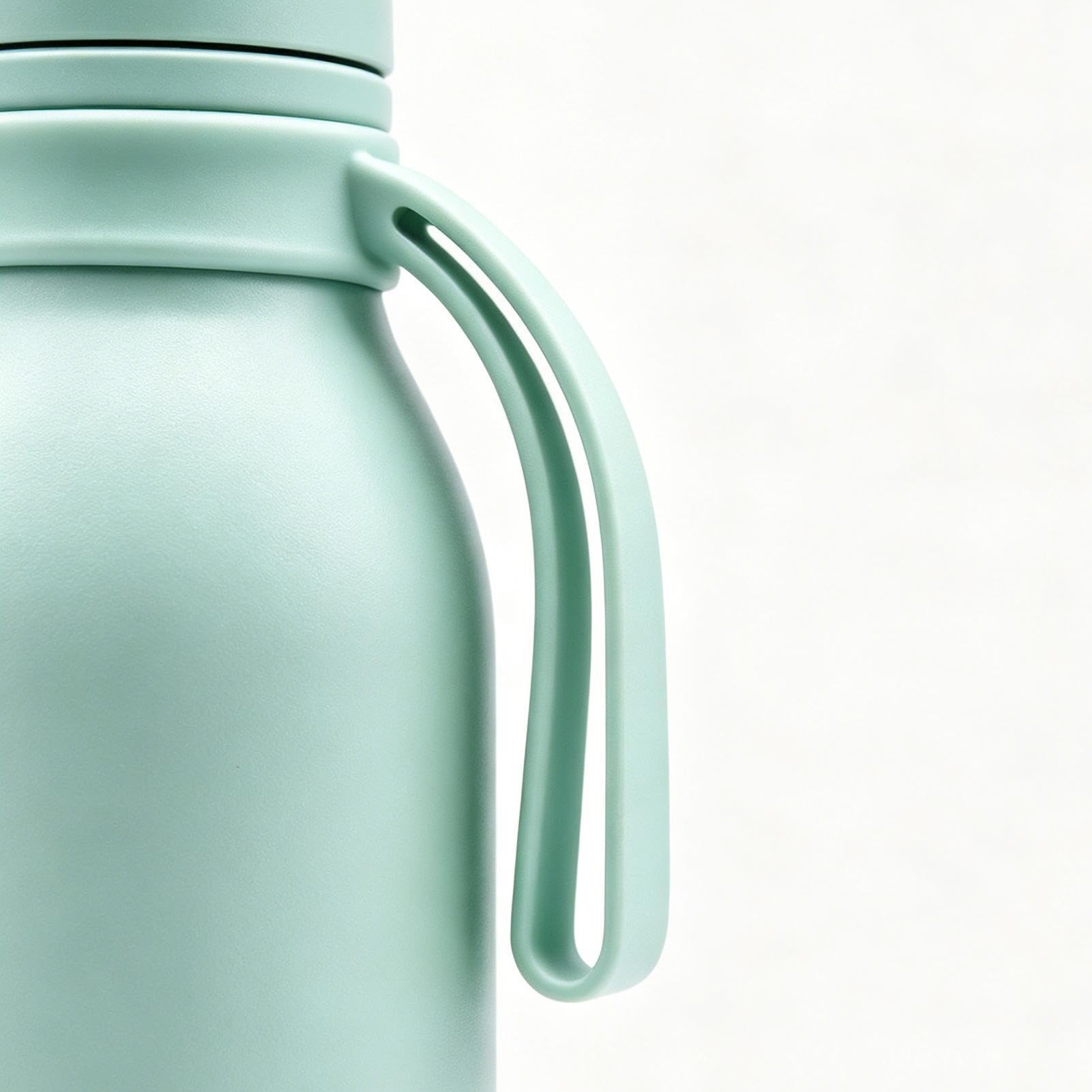 550ml Vacuum Water Bottle Stainless Steel Travel Sports Drink Flask | Insulated Water Bottle | 550ml Travel Tumbler | Insulated Sports Water Bottle | for Camping Backpacking Travel Outdoor Gym Wo
