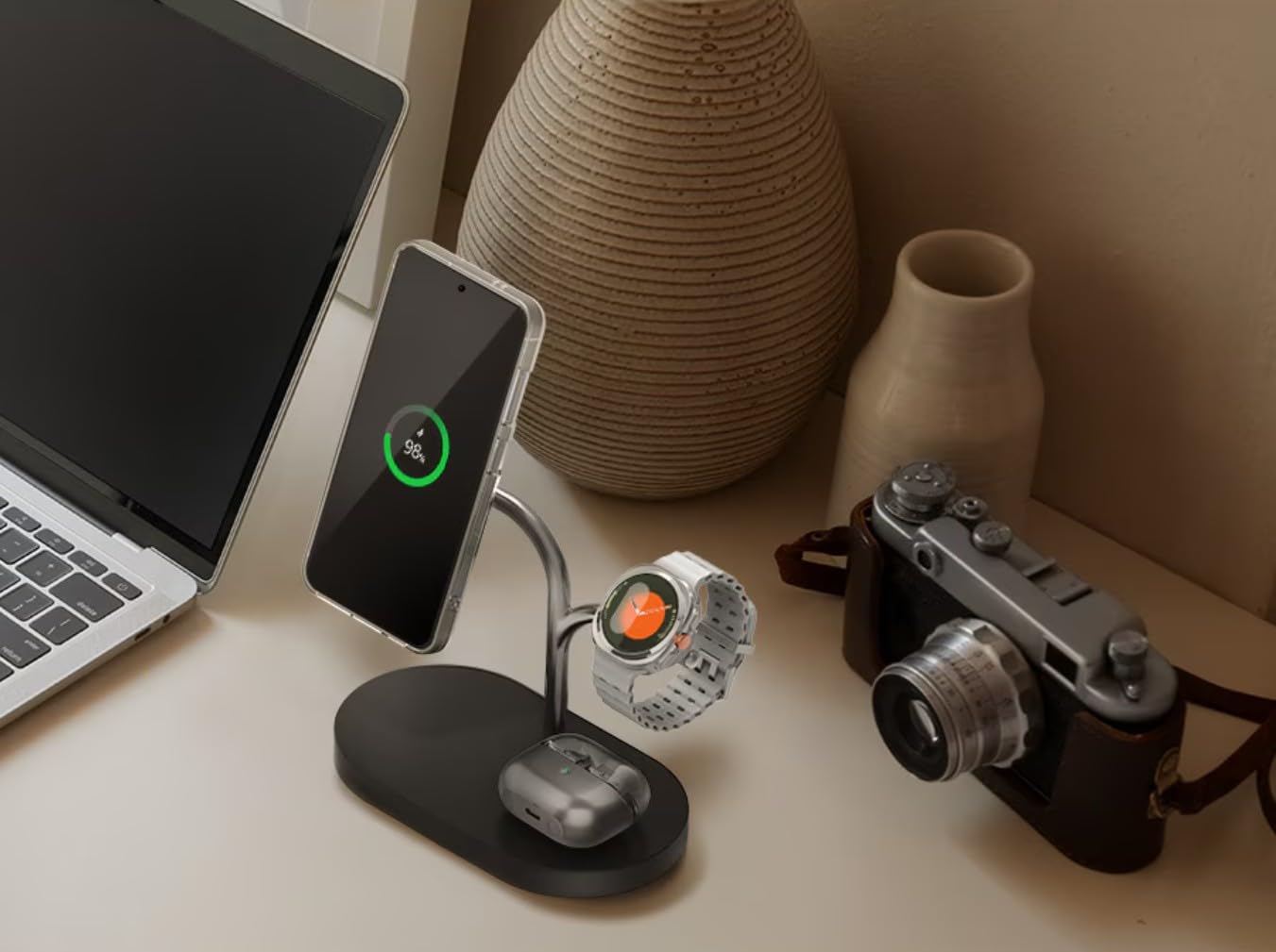 Caricabatterie a induzione Samsung S25, magnetico 15 W, ricarica simultanea: smartphone, watch, buds (caricatore totale 45 W). Stazione di ricarica 3 in 1, allineamento magnetico stabile, design
