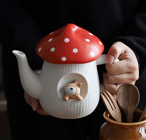 Miniatura 4 de Linda tetera de hongo, tapa de lunares con esmalte hecho a mano, tetera de cerámica de seguridad con acabado mate, con decoración de ardilla. 23 oz