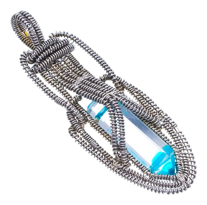 Pendentif quartz bleu en argent 925, l'éclat d'une pierre naturelle façonnée main