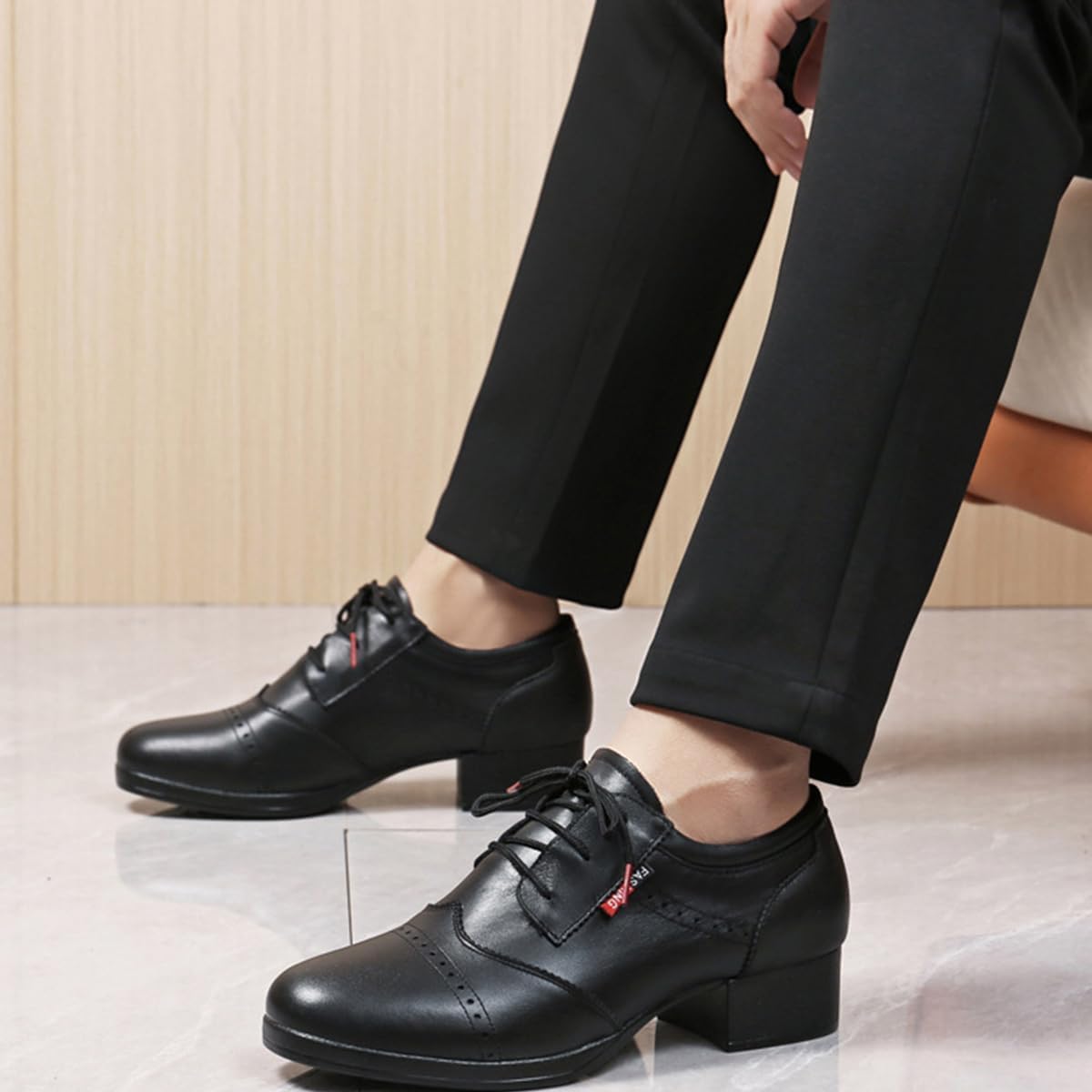 Modern Dance Shoes for Men Lace-up Salsa Tango Tic Tap Samba Jazz Rumba Ballroom Jazz Tango Latin Dancing Shoes Low Heel Full Sole