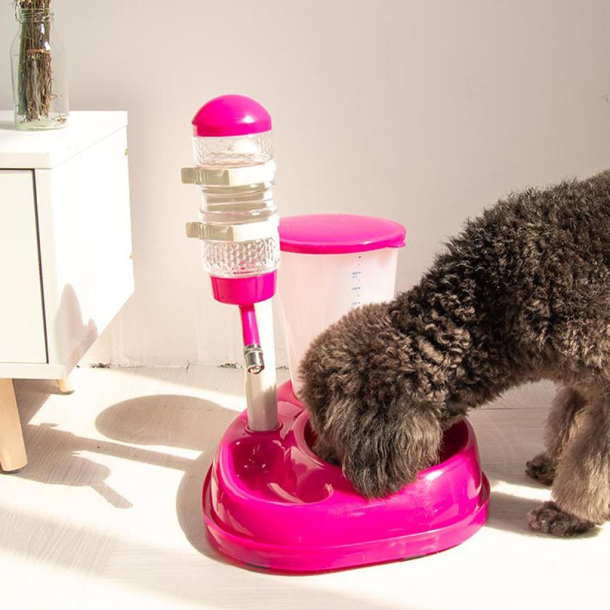 SOLUSTRE Dispensador Automático para Perros Comedero y Bebedero Elevado Ajustable, Material PP y PVC Durable, Taza Desmontable para Limpieza Fácil, Bebedero Portátil para Mascotas Rosa