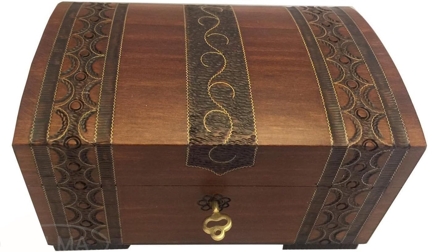 Amazon.com: MilmaArtGift Handmade Wooden Chest Polish Linden Wood ...