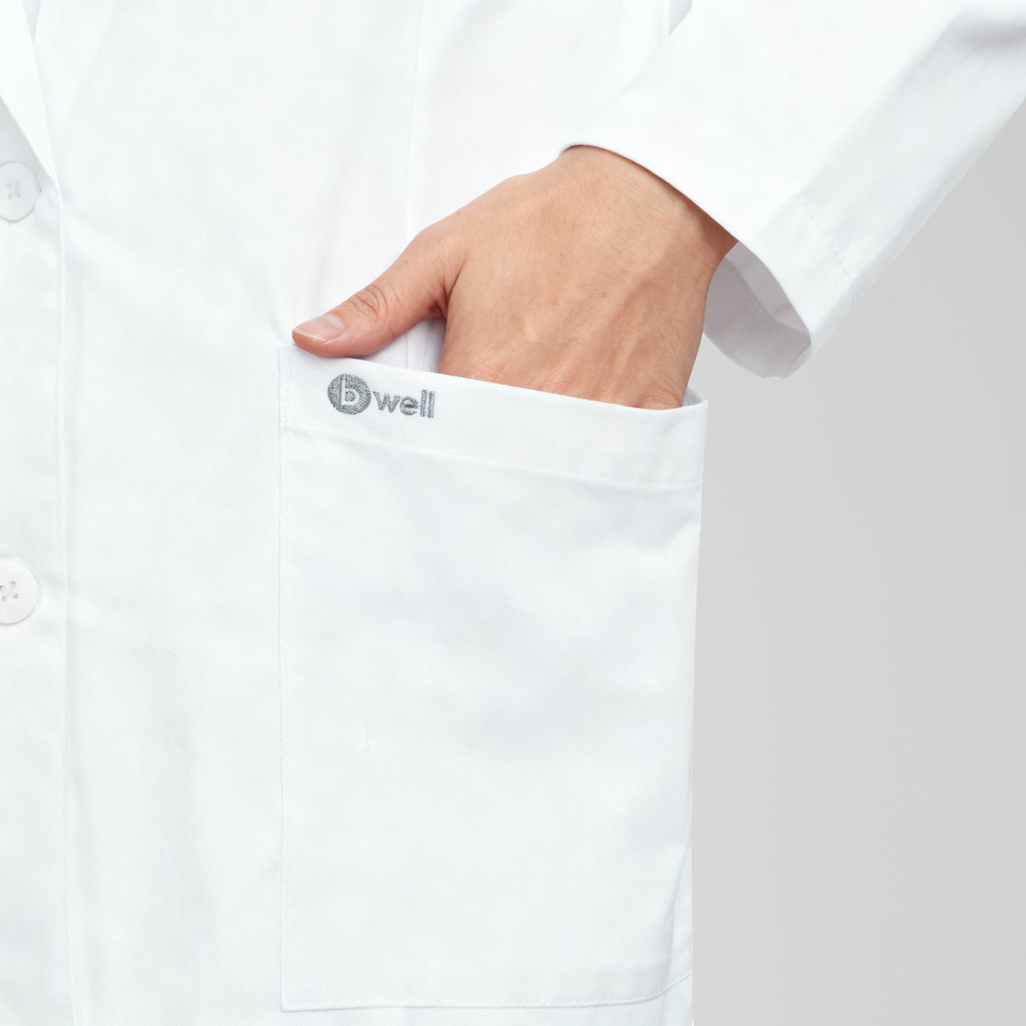 B-well Livia Camice medico corto da donna bianco – Camice da laboratorio medico con collo a risvolto, maniche lunghe, 3 tasche, abbottonatura – Cura & Clinica Abbigliamento da lavoro