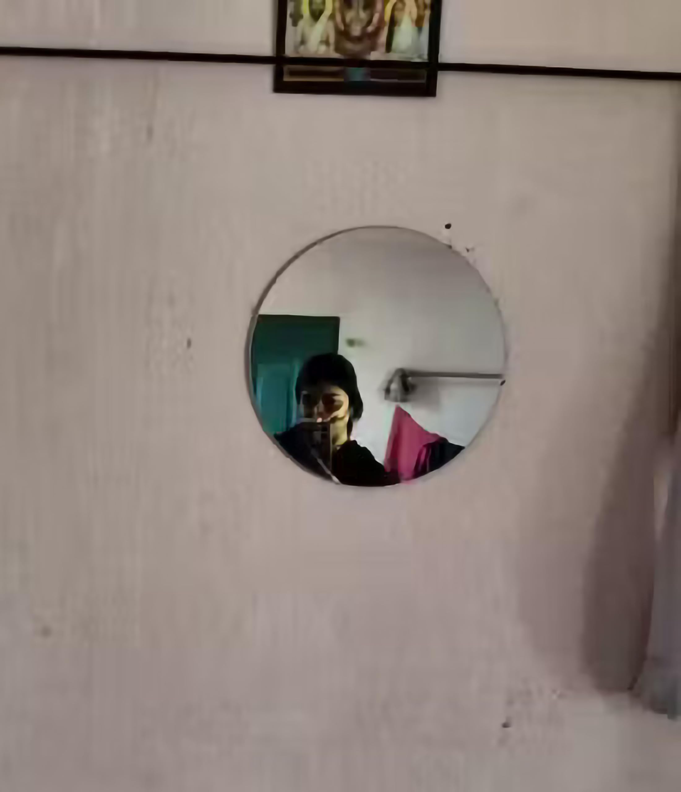 Luxury Round Wall Mirror | Premium HD Glass | Minimalist Bathroom Vanity Mirror | Decorative Home Decor Mirror-image-20