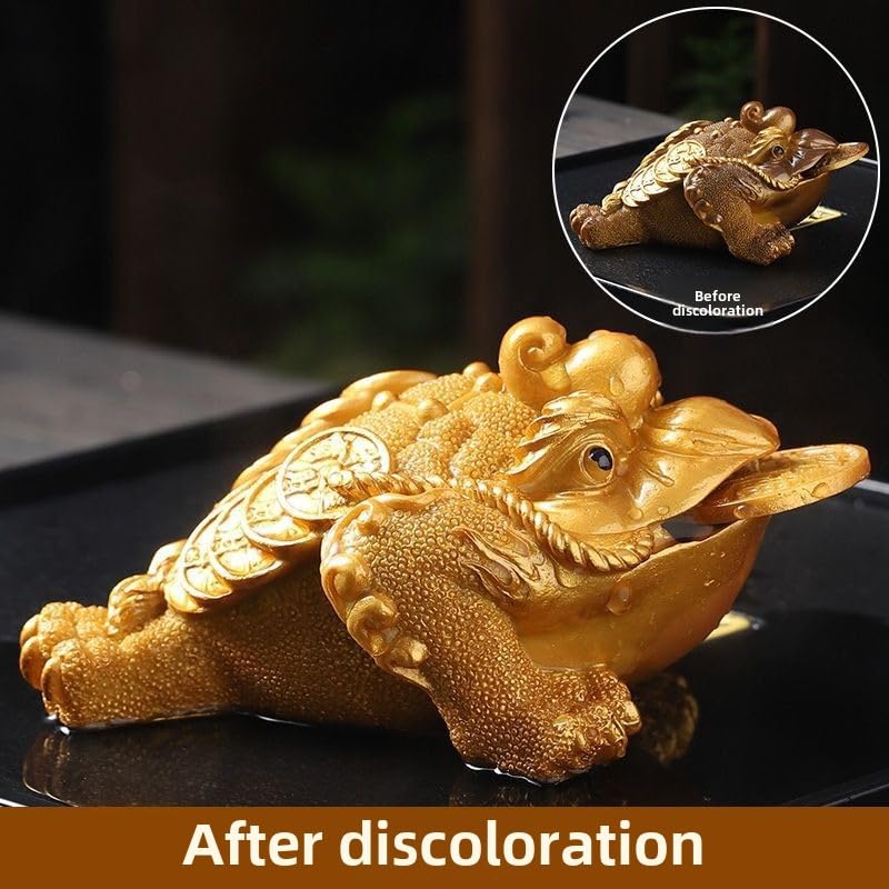 Tea pet decorations, will change color when exposed to hot water, hand carved. A gift for tea enthusiasts, measuring 6.1 inches in length, 4.1 inches in width, and 3 inches in height (golden)