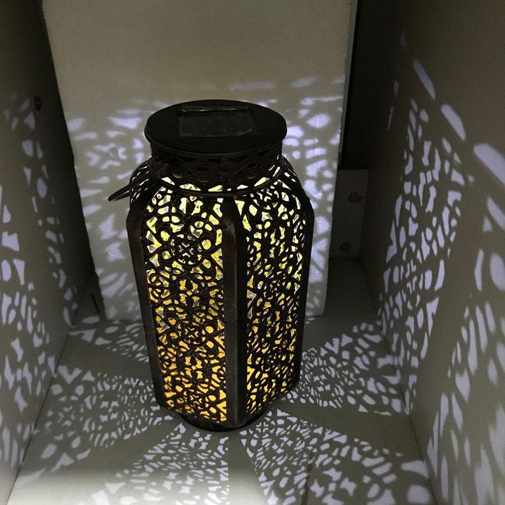 Lanterns Outdoor Lantern 2PCS Solar Garden Light European-Style Wrought Iron Outdoor Hanging Garden Patio Decor (Random Color)