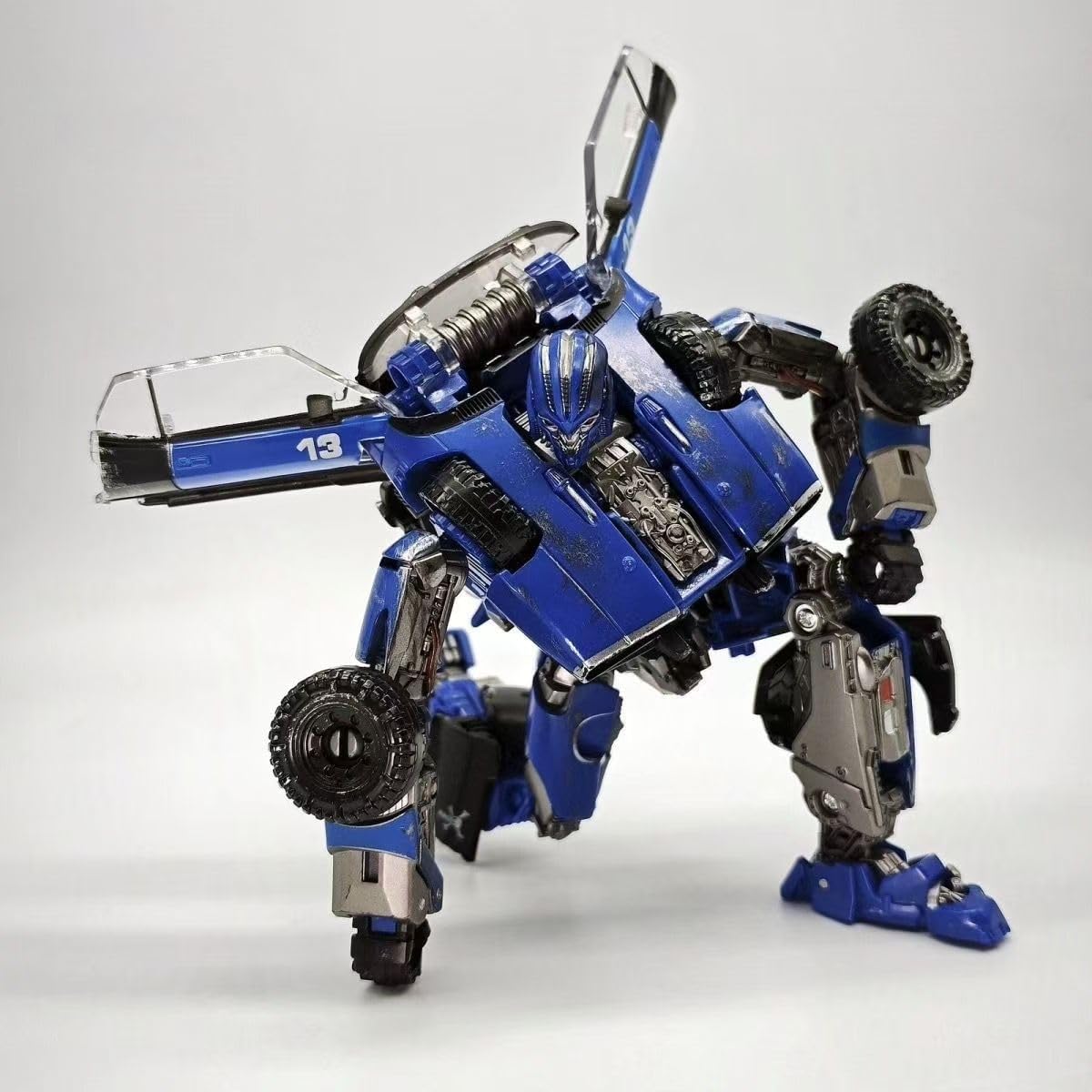 Robot Action Figure, 6.4-Inch Deformation Toy Car Model with Accessories, for Kids Boys Girls