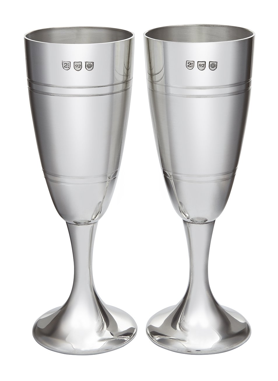Wentworth Pewter - Ein Paar Satin-Zinn-Flöten, Wein-, Champagner- und Trinkgläser.