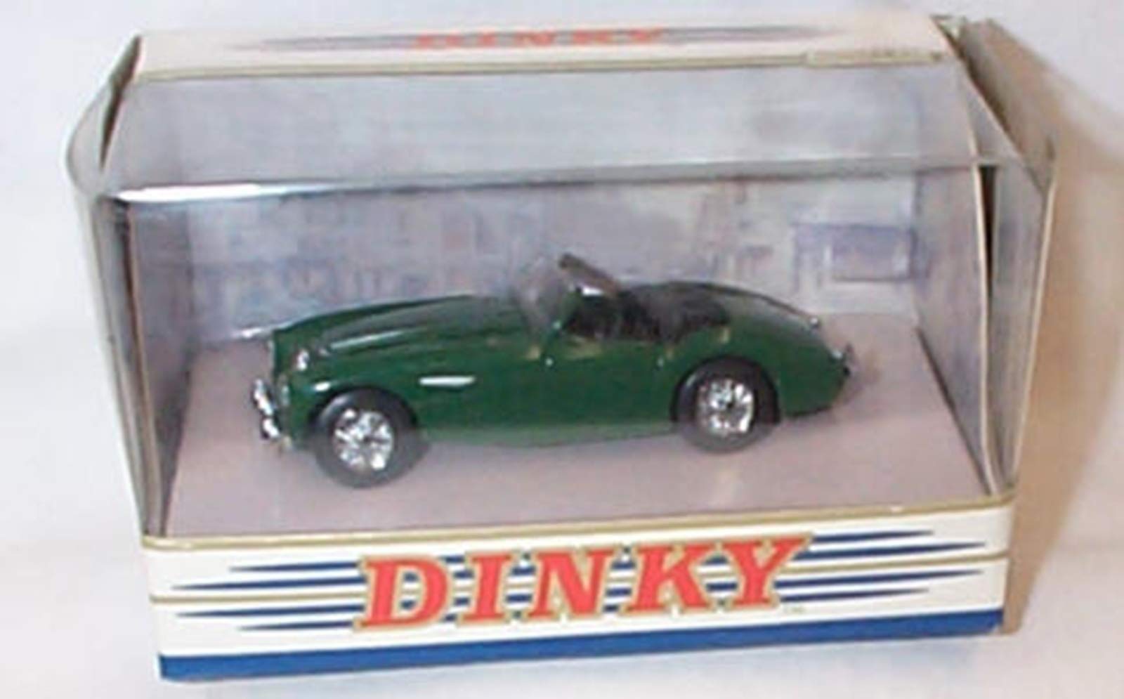 The Dinky Collection green austin healey 100 BN2 1956 car diecast model