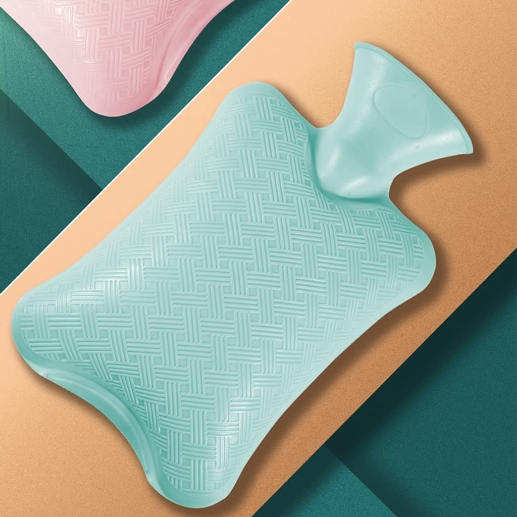 Wärmflasche Hot Warmwasserflasche Gummi Nette Warmwasserbeutel mit Samtabdeckung for Reliefschmerz Nacken und Schultern Fußkälte und Wärmeherapie (Color : B, Größe : 9.6x5.7 inches)