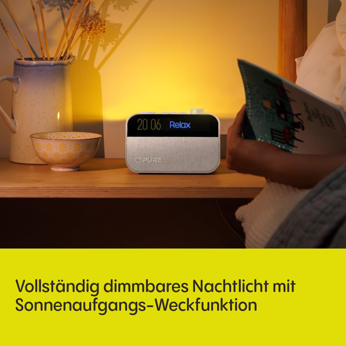 Pure Moment Radiowecker DAB+ FM Digital Radio Bluetooth White Noise Wake Up Light Lichtwecker dimmbares Display Weiß