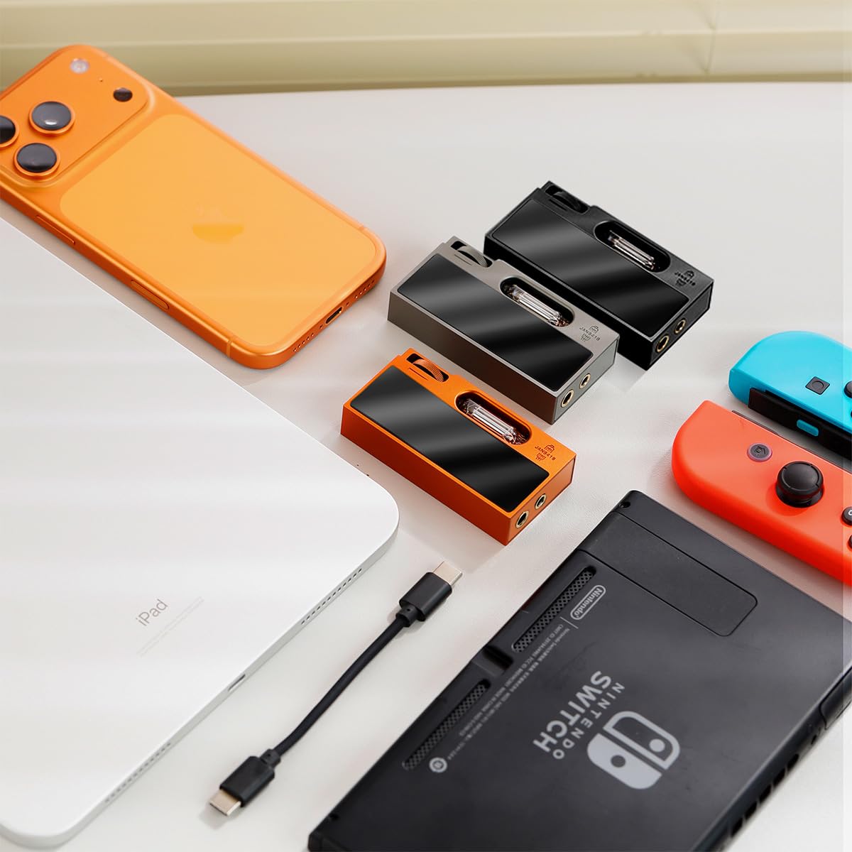 SHANLING UA7 Tragbarer Kopfhörerverstärker, High-End mit Röhrenaroma, USB-Dongle DAC-AMP, ES9069 DAC, Dual-JAN6418-Röhren, unterstützt 768 kHz/32 Bit, DSD512, 577 mW bei 32 Ω Ausgang, 3,5 mm + 4,4 mm