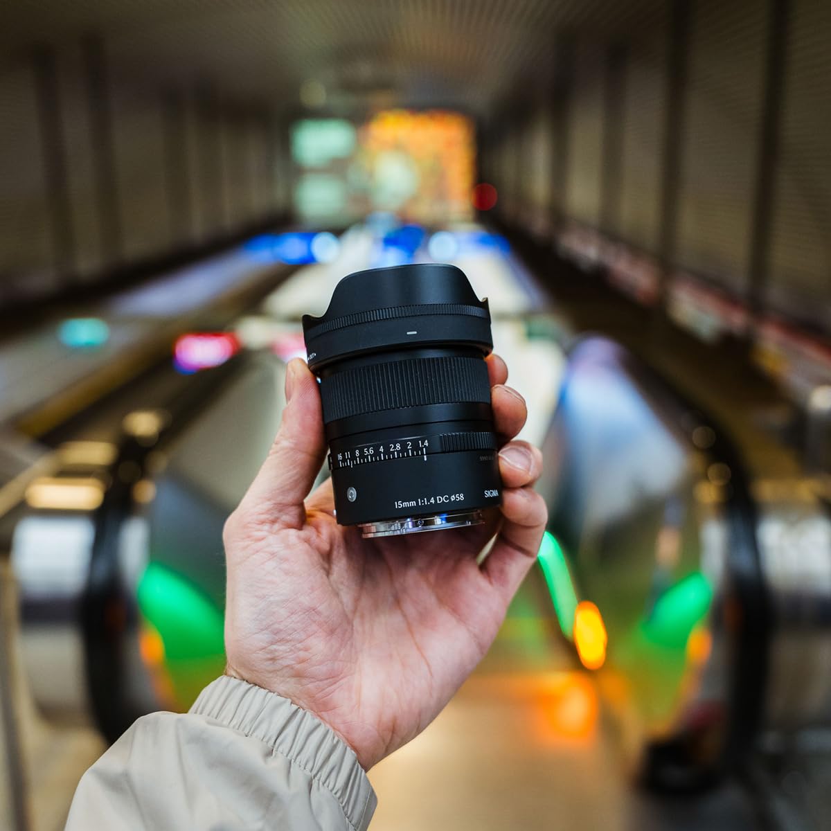 Amazon.co.jp: Sigma 15mm F1.4 DC | Sony Eマウント用