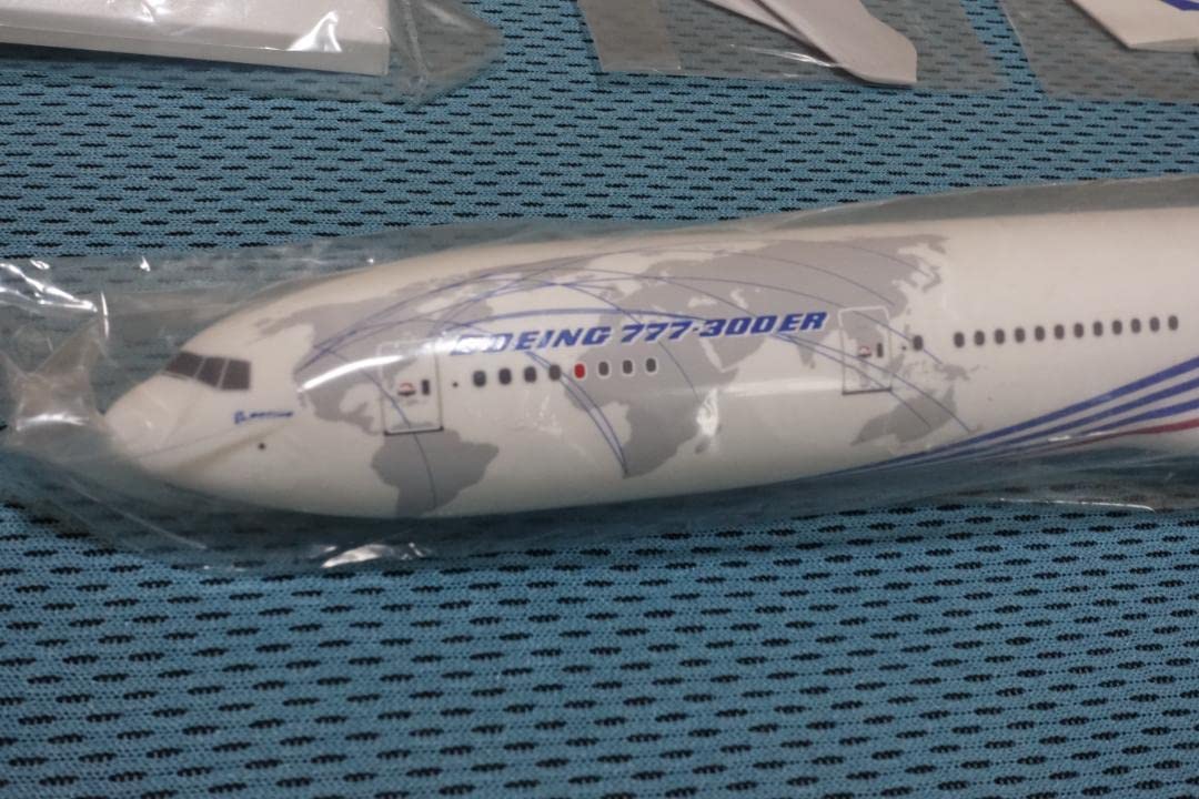 インドエア B777-300 特別塗装機 インドエア B777-300 特別塗装機 - メルカリ