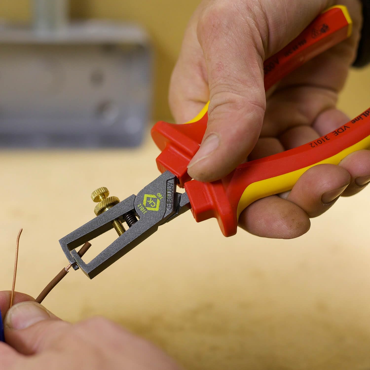 C. K Tools 431012 RedLine VDE Insulated Universal Wire Stripper, 6-5/8-Inch OAL