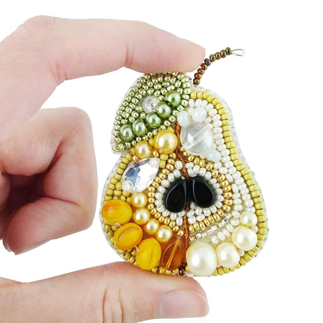 Crystal Art Beadwork kit for Creating Brooch BP-205C Pear