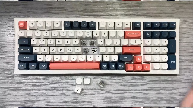 Amazon | Redragon K723 ワイヤレス ゲーミングキーボード 96