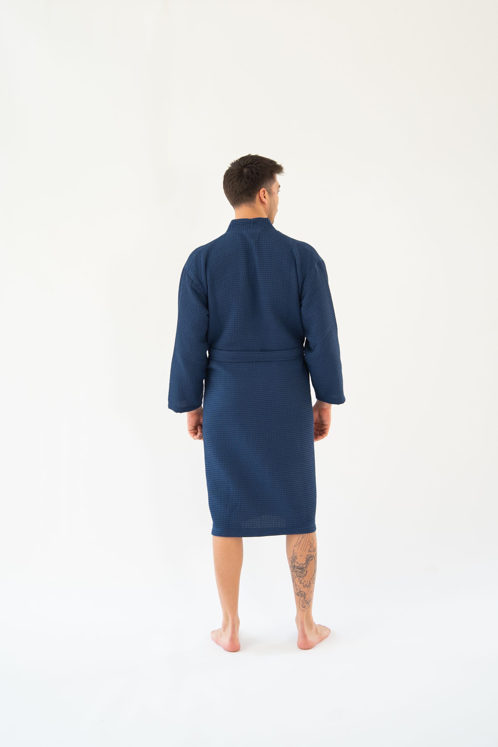 Waffelpique Bademantel Damen Herren aus 100% Baumwolle – OEKO-TEX Standard – leicht und atmungsaktiv – Morgenmantel mit Schalkragen und Gürtel – Sauna und Spa Mantel Unisex