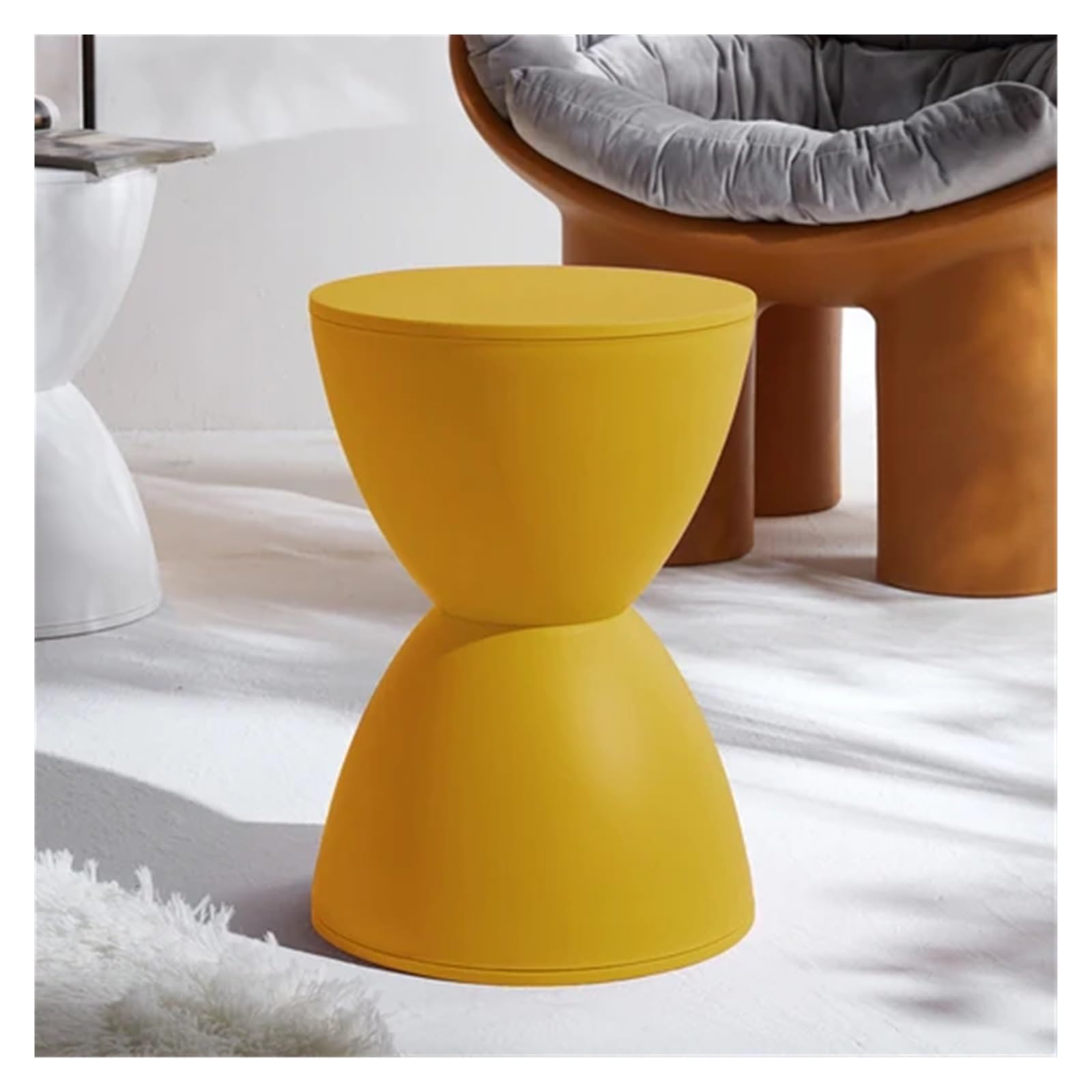 Pouf de rangement jaune en plastique épais pour couloir et lit
