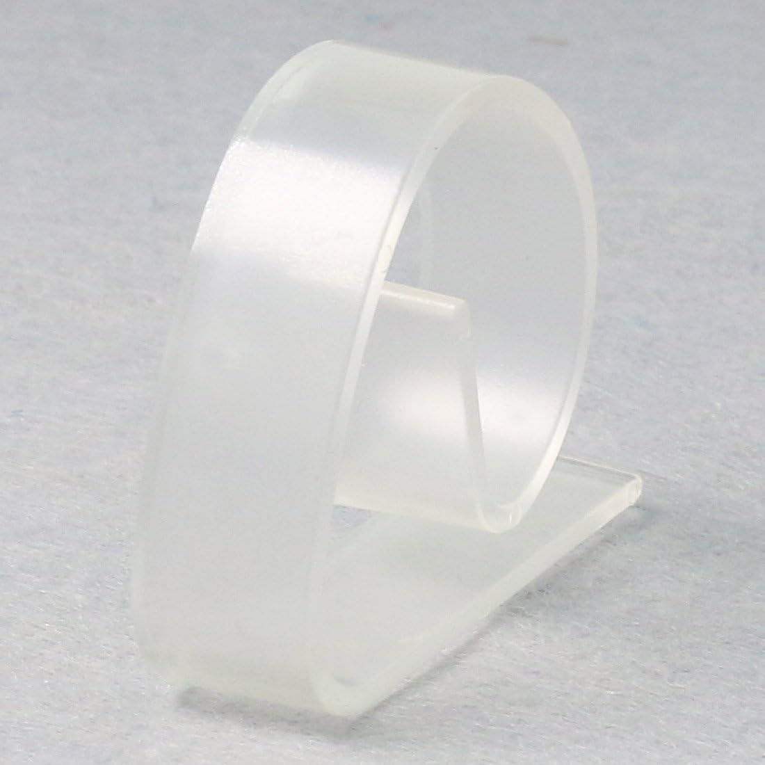 Ogrmar 24 Pack Clear Plastic Tablecloth Clips Table Cover Holder for Party (24 Pack)