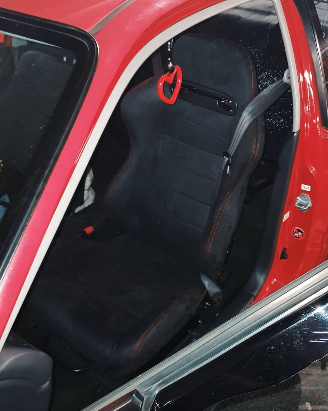 Simoni Racing Asiento Deportivo Miky Tela Negra + Costuras Rojas - Respaldo de doble ajuste reclinable - Corredera incluyendo
