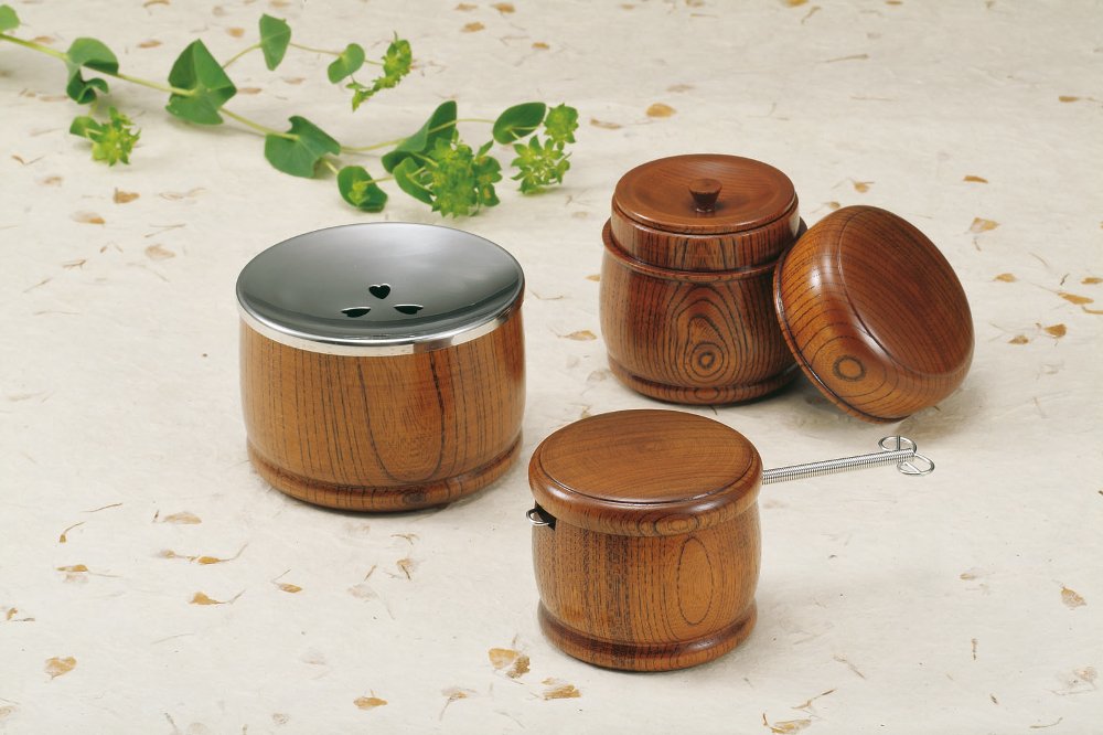 螺鈿茶托 Amazon.com: Nakatani Brothers Shokai 33-1813 Yamanaka