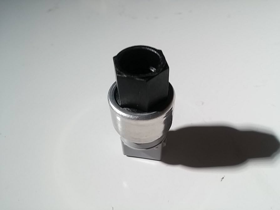 Amazon.com: Genuine Volvo 31332642, Pressostat Air