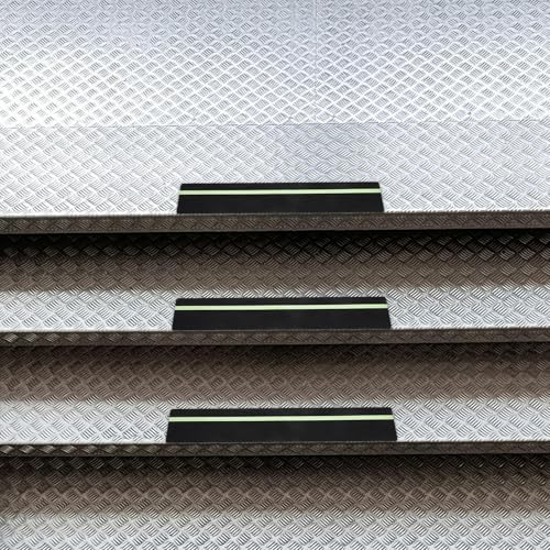 Cinta antideslizante para escaleras autoadhesiva e impermeable para madera 7