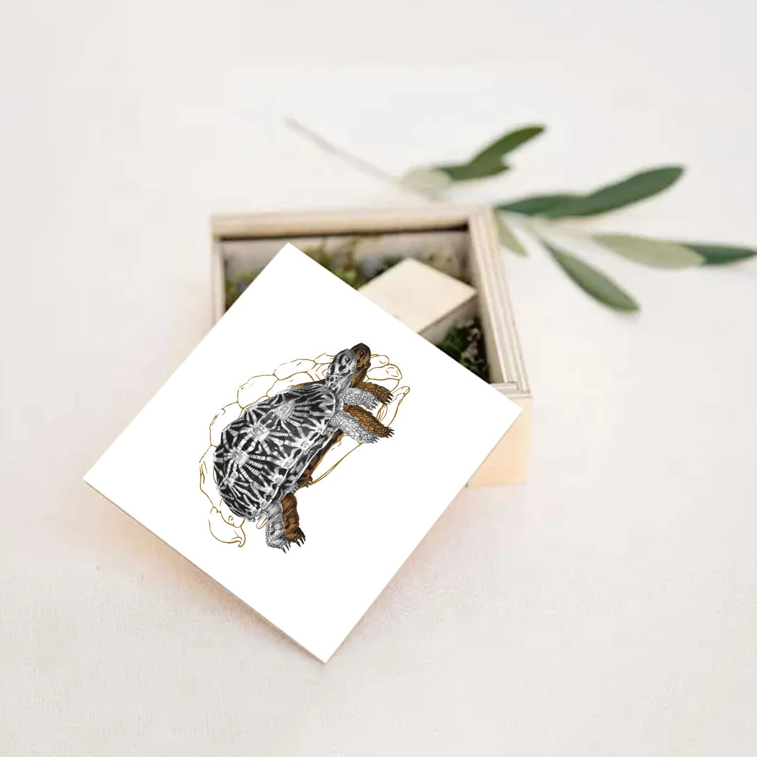 Deux Boîtes Artisanales En Bois En Forme De Tortues - Déco Animaux