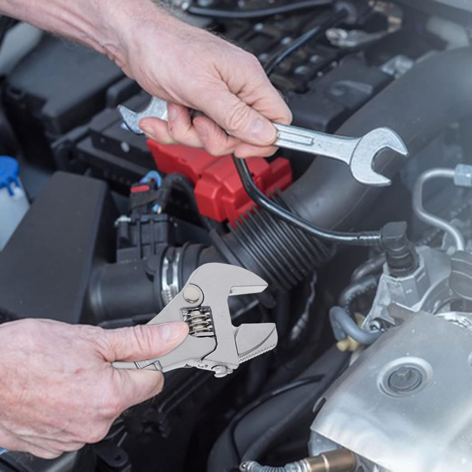 DOITOOL Heavy Duty Telescopic Ratchet Wrench Household Spanner Polished Design Multi-purpose Tool for Home Use Easy and Fine Craftsmanship