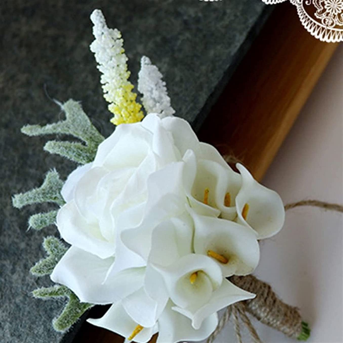 Corpetto da Polso Boutonniere Bouquet Artificiale Calla Lily Fiore all'occhiello Sposo Groomsman Wedding Flower Corpetto Spilla Pin Antlers Decor Party Prom Suit Decor 1104