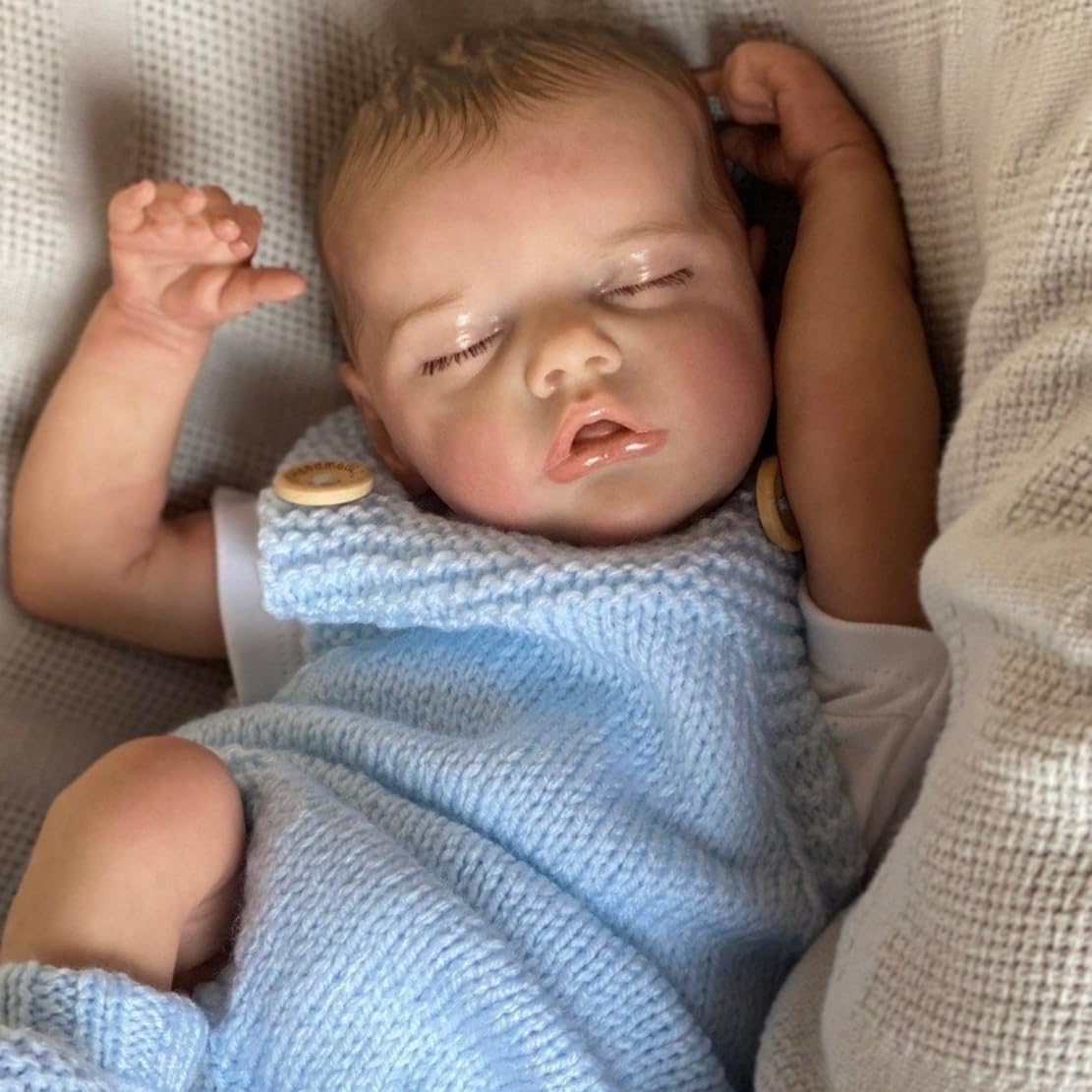 MAIHAO Bambole Reborn Maschio 18 pollici Bambole Reborn Corpo Morbido Tessuto, Originali Sembra un vero Bambino, Bambole Reincarnate Bambola Reale Ragazzo con gli occhi chiusi (blu)