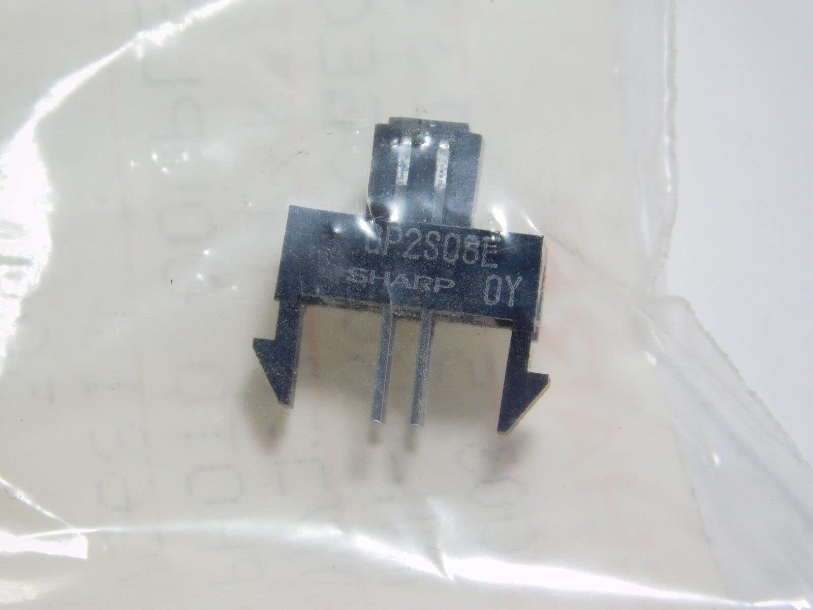 RHPX0090GE02 / Sharp Photo Coupler (PI6) / 1 Piece (qzty)