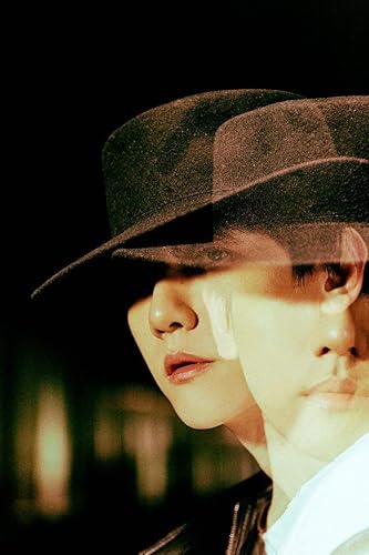 Miniatura 7 de EXO Baekhyun Bambi 3rd Mini Album PhotoBook Version Night Rain Cover 2p Folding Poster+88p PhotoBook+24p Lyrics Book+Clear Card+1p Film+1p