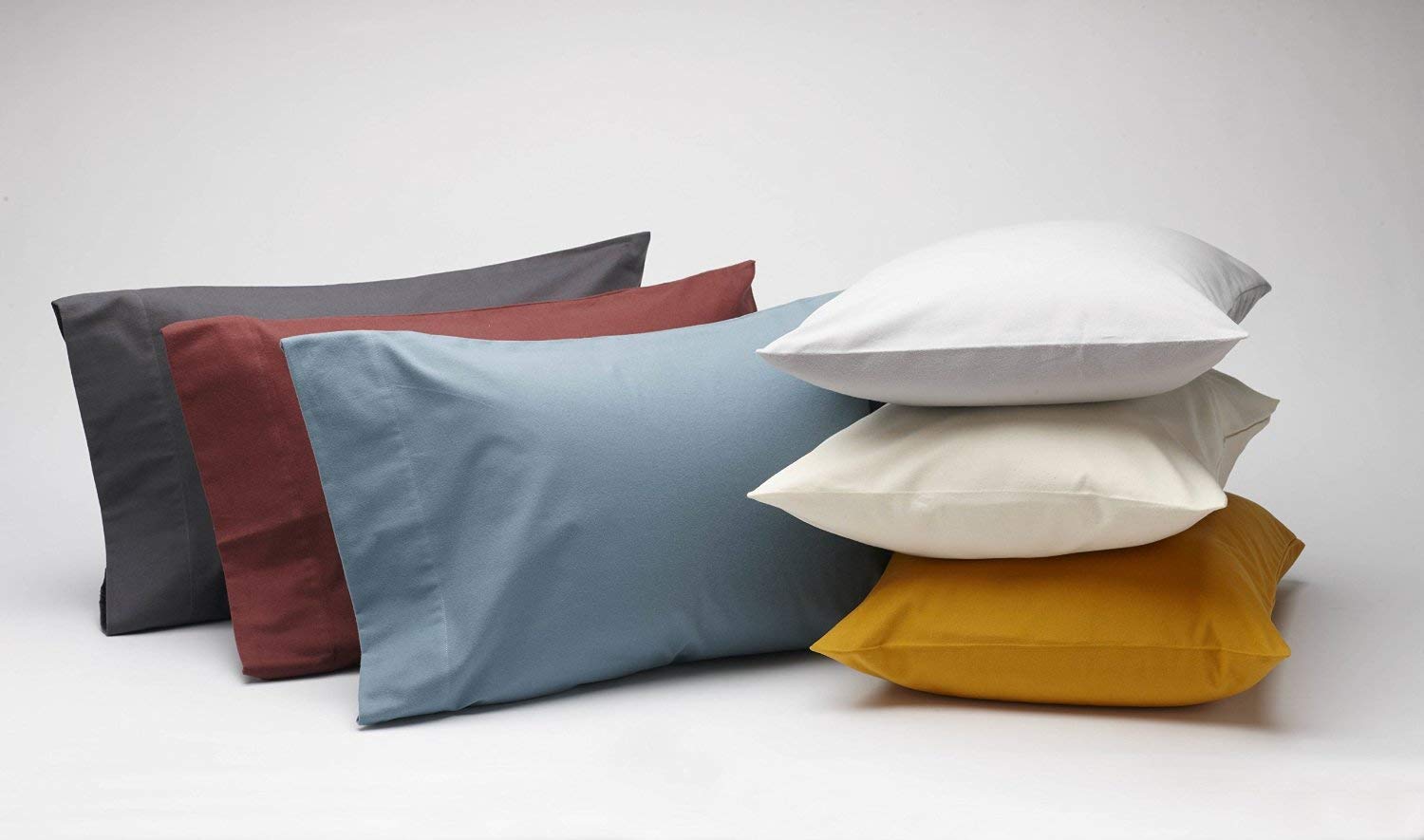 ||GM || 100% EGYPTIAN COTTON PAIR OF PILLOWCASES 200 THREAD COUNT ( 50 X 75 ) CM (Grey)
