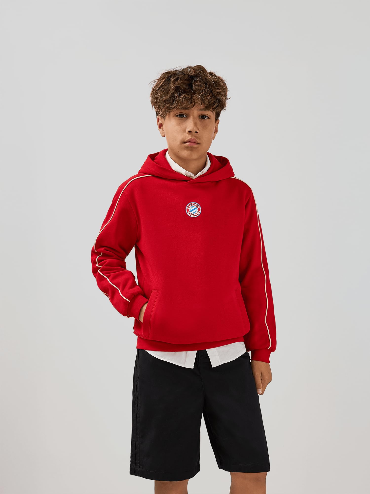 FC Bayern München | Hoodie Essentials | Kinder | Rot