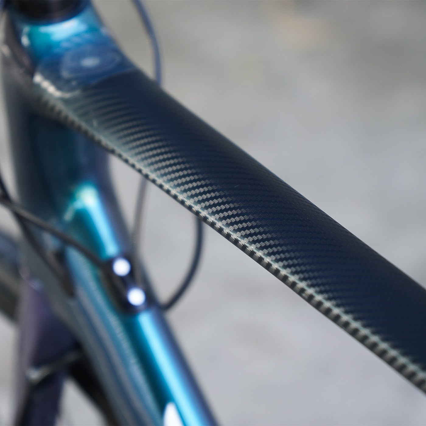 Chooee Rahmenschutzband aus Karbonfaser, halbtransparent, 3 m, Fahrrad-Schutzfolie, Aufkleber, kratzfest, für E-Bike/Mountainbike/Kies/MTB/Rennrad